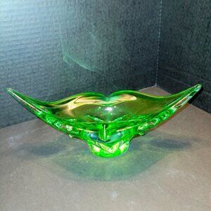 Gorgeous green art glass Bowl Table centre piece